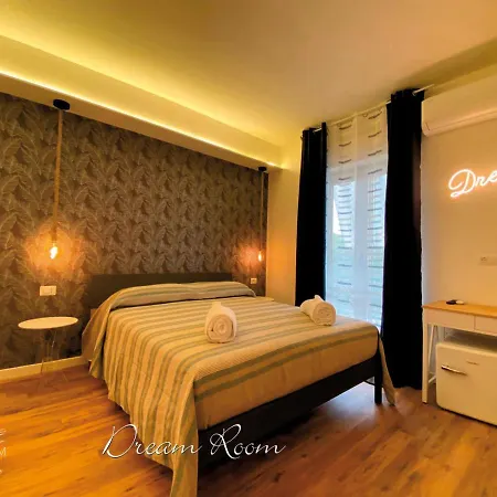 Stadium & Bed and Breakfast