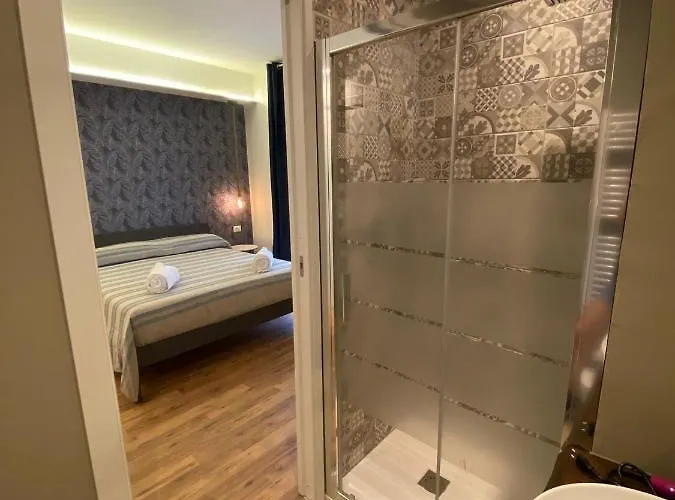 Stadium & 克罗托内